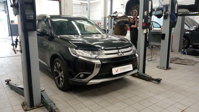 Mitsubishi Outlander 2017 года, 124 679 км - вид 2