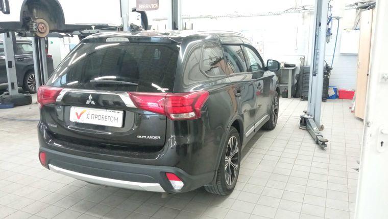 Mitsubishi Outlander, 2017 - вид 2