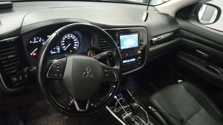 Mitsubishi Outlander, 2017 - вид 4