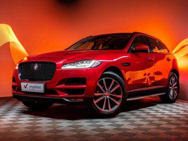 Jaguar F-Pace 2016 года, 196 371 км - вид 1