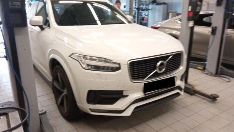 Volvo XC90,  - вид 1