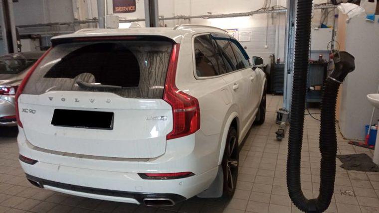 Volvo XC90,  - вид 2