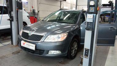Skoda Octavia 2012 года, 367 270 км - вид 1
