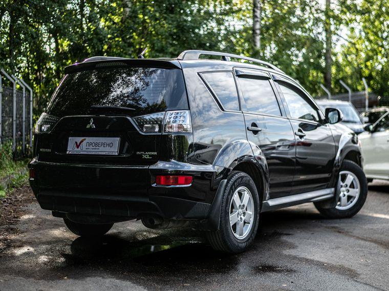 Mitsubishi Outlander,  - вид 1
