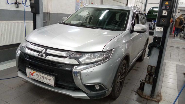 Mitsubishi Outlander, 