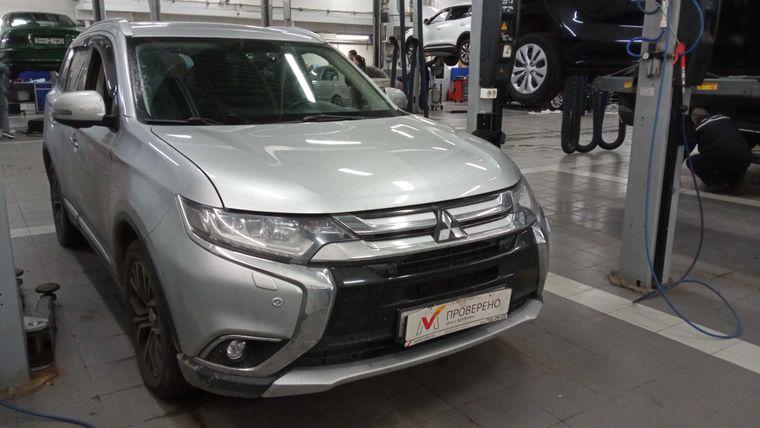Mitsubishi Outlander,  - вид 1
