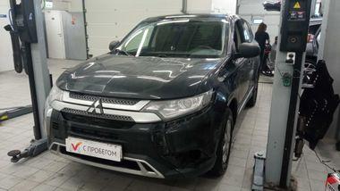 Mitsubishi Outlander 2020 года, 115 648 км - вид 1