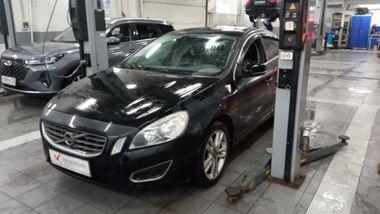 Volvo S60 2012 года, 215 203 км - вид 1
