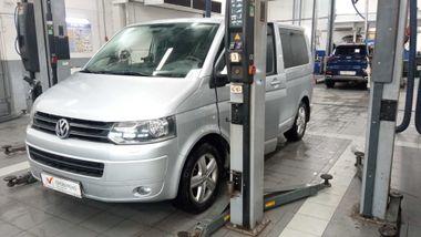 Volkswagen Multivan 2012 года, 208 554 км - вид 1