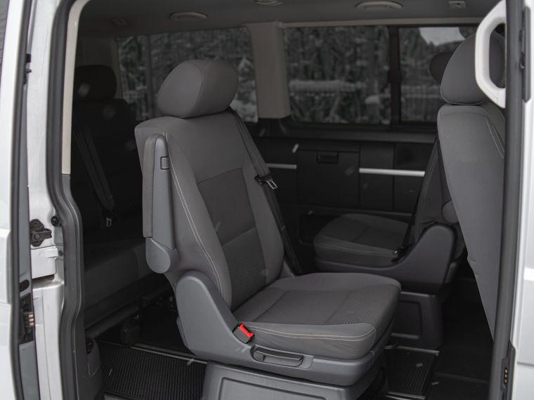 Volkswagen Multivan,  - вид 1