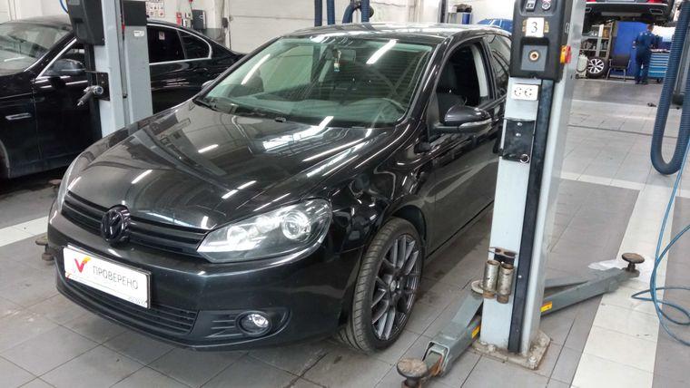 Volkswagen Golf 2011 года, 110 564 км - вид 1