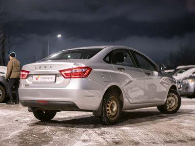 ВАЗ (LADA) Vesta 2017 года, 60 000 км - вид 2