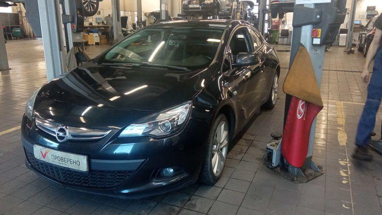 Opel Astra GTC, 2012