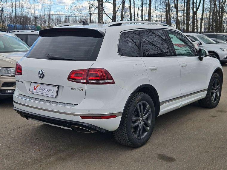 Volkswagen Touareg, 2017 - вид 3