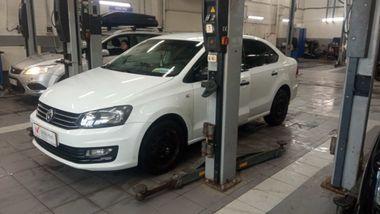 Volkswagen Polo 2017 года, 199 032 км - вид 1