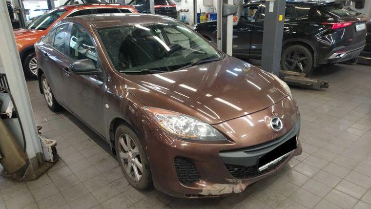 Mazda 3,  - вид 1