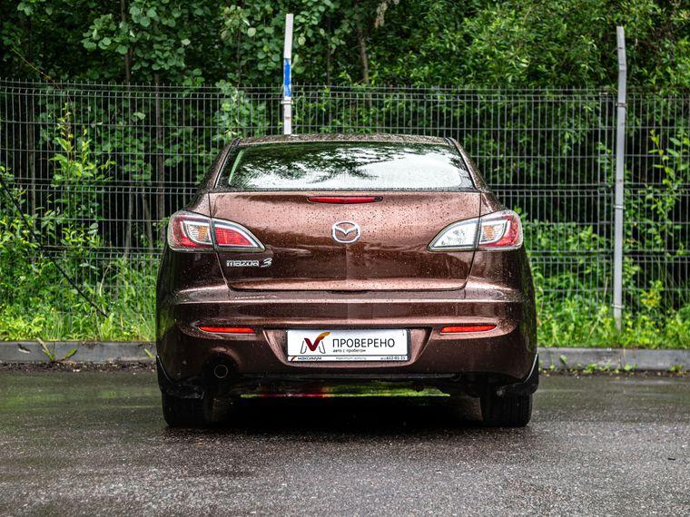 Mazda 3,  - вид 3