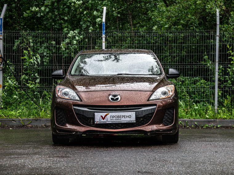 Mazda 3,  - вид 2
