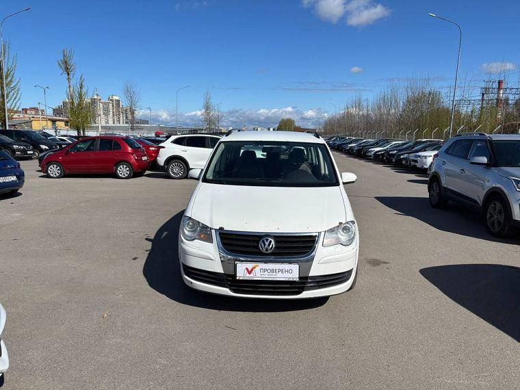 Volkswagen Touran, 2009 - вид 1