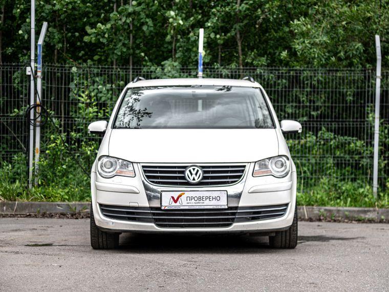 Volkswagen Touran,  - вид 2