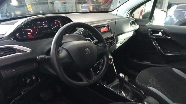 Peugeot 2008,  - вид 4