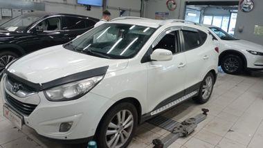 Hyundai Tucson 2012 года, 283 800 км - вид 1