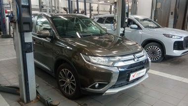 Mitsubishi Outlander 2016 года, 99 344 км - вид 2
