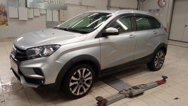 ВАЗ (LADA) XRAY Cross 2021 года, 81 458 км - вид 1
