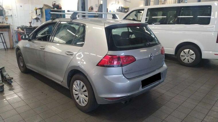 Volkswagen Golf,  - вид 3