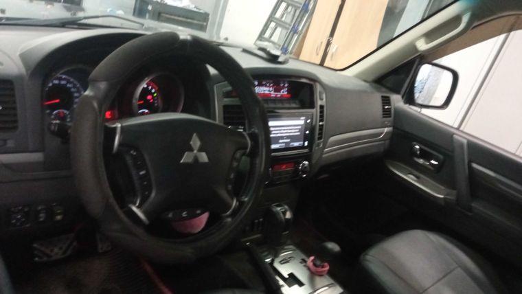 Mitsubishi Pajero,  - вид 4