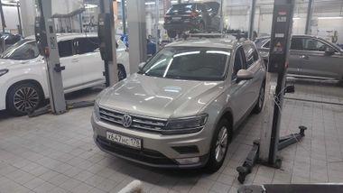 Volkswagen Tiguan 2017 года, 172 676 км - вид 1