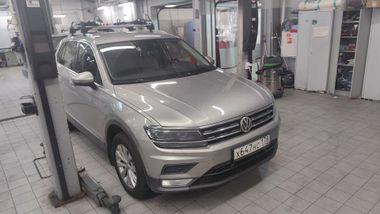 Volkswagen Tiguan 2017 года, 172 676 км - вид 2