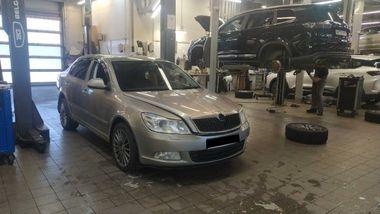Skoda Octavia 2011 года, 202 500 км - вид 2