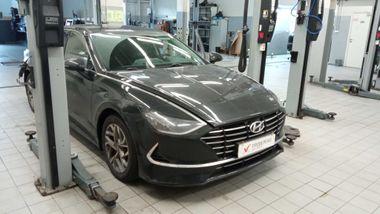 Hyundai Sonata 2019 года, 198 230 км - вид 2