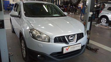 Nissan Qashqai 2010 года, 224 127 км - вид 2
