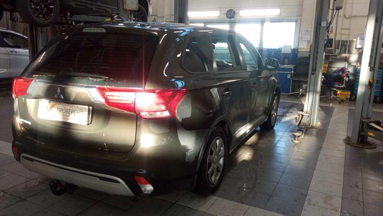 Mitsubishi Outlander,  - вид 2