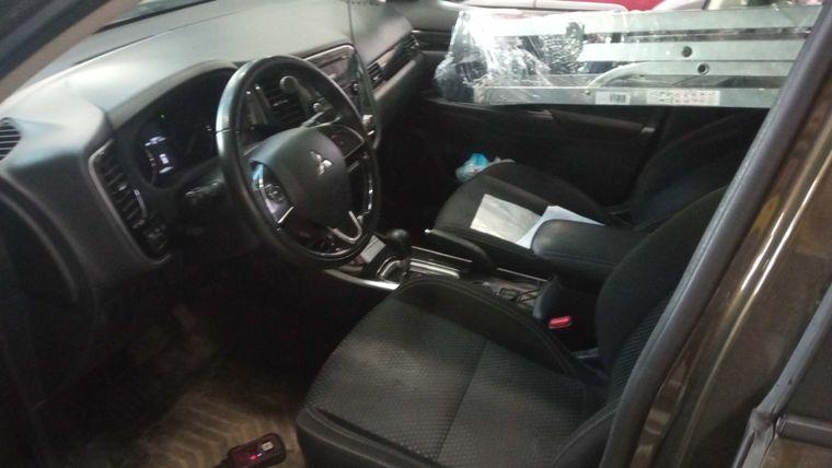 Mitsubishi Outlander,  - вид 4