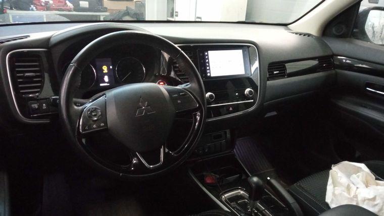 Mitsubishi Outlander,  - вид 4