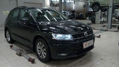 Volkswagen Tiguan 2020 года, 64 545 км - вид 1