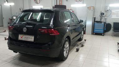 Volkswagen Tiguan 2020 года, 64 545 км - вид 2