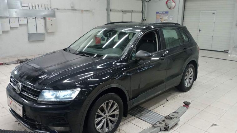 Volkswagen Tiguan,  - вид 3
