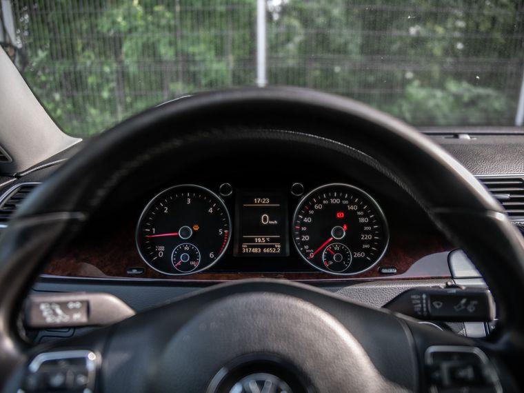 Volkswagen Passat, 2010 - вид 4