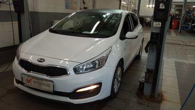 Kia Ceed 2018 года, 126 887 км - вид 1