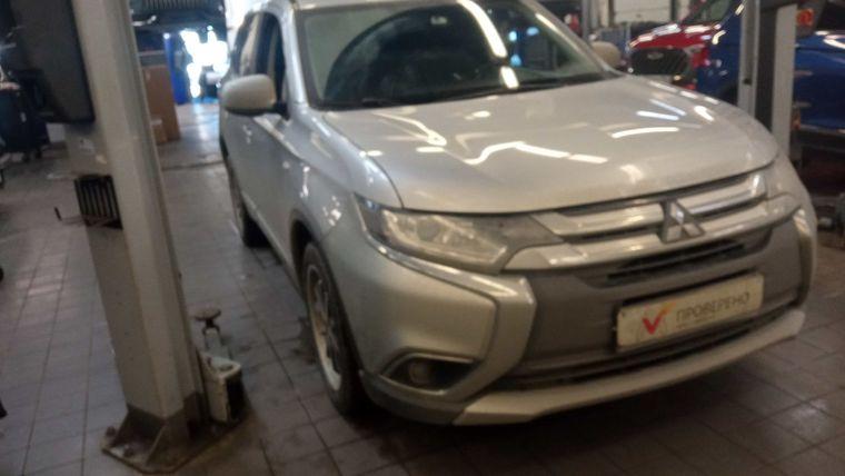 Mitsubishi Outlander 2016 года, 199 000 км - вид 2
