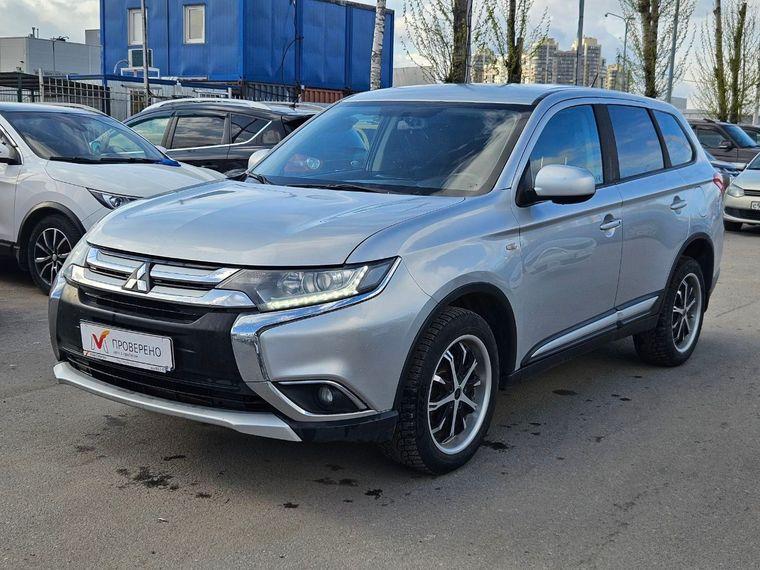 Mitsubishi Outlander, 2016
