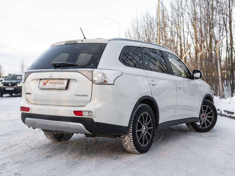 Mitsubishi Outlander 2014 года, 134 017 км - вид 2