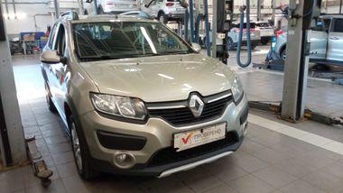 Renault Sandero Stepway 2017 года, 156 648 км - вид 2