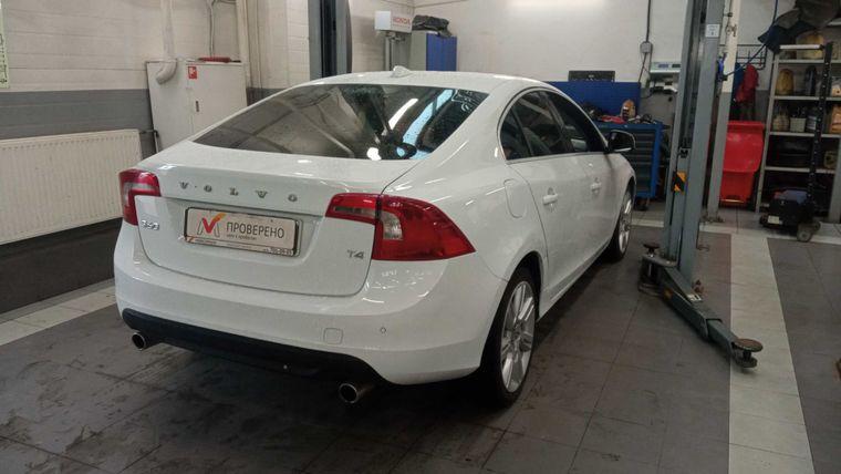 Volvo S60, 2012 - вид 2