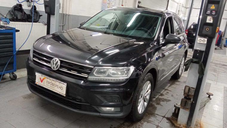 Volkswagen Tiguan 2018 года, 165 000 км - вид 1