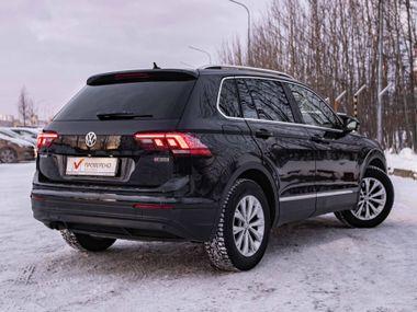 Volkswagen Tiguan 2018 года, 165 000 км - вид 2